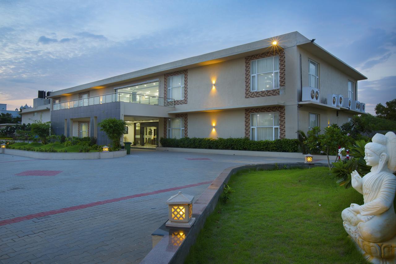 Landmark Pallavaa Beach Resorts Mahabalipuram Exterior foto